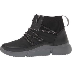 Rockport Women's R-Evolution W Bungee Bootie Ankle Boot 5.5M